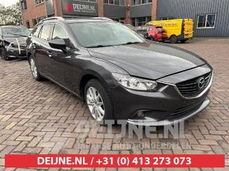 Coche siniestrado Mazda 3 6 SportBreak (GJ/GH/GL), Combi, 2012 2.2 SkyActiv-D 150 16V 2013