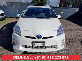Toyota Prius Prius (ZVW3), Hatchback, 2009 / 2016 1.8 16V picture 2