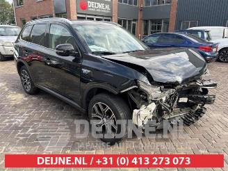 Dezmembrări autoturisme Mitsubishi Outlander Outlander (GF/GG), SUV, 2012 / 2022 2.0 16V PHEV 4x4 2015/7