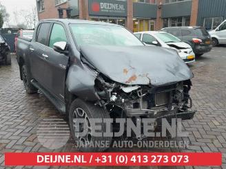Salvage car Toyota Hilux Hilux V/VI, Pick-up, 2015 2.8 D4D-F 16V 4x4 2023/6