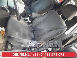 Mitsubishi Outlander Outlander (CW), SUV, 2006 / 2012 2.4 16V Mivec 4x2 picture 16