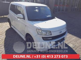 Salvage car Daihatsu Materia Materia, Hatchback, 2006 / 2011 1.3 16V 2011/1