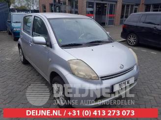Salvage car Daihatsu Sirion Sirion 2 (M3), Hatchback, 2005 1.0 12V DVVT 2007/3