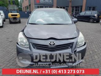 Toyota Verso Verso, MPV, 2009 / 2018 1.8 16V VVT-i picture 2