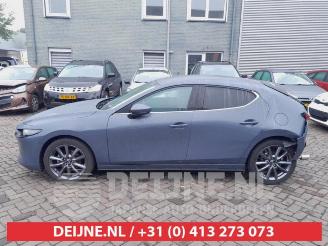 Mazda 3 3 Sport (BP), Hatchback, 2018 2.0 e-SkyActiv-G 150 16V picture 4