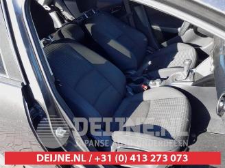 Mazda 2 2 (DJ/DL), Hatchback, 2014 1.5 SkyActiv-G 90 picture 12