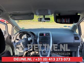 Toyota Auris Auris (E15), Hatchback, 2006 / 2012 1.8 16V HSD Full Hybrid picture 29