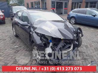 Vrakbiler auto Kia Cee d Ceed (CDB5/CDBB), Hatchback 5-drs, 2018 1.0i T-GDi 12V 2021/4