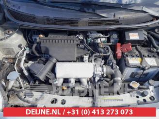 Nissan Micra Micra (K13), Hatchback, 2010 / 2016 1.2 12V DIG-S picture 9