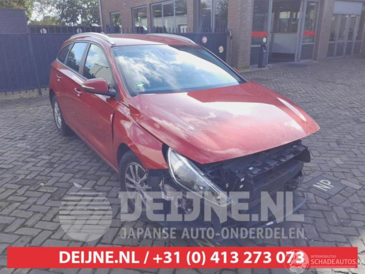 Hyundai I-30 i30 Wagon (PDEF5), Combi, 2017 1.4 T-GDI 16V