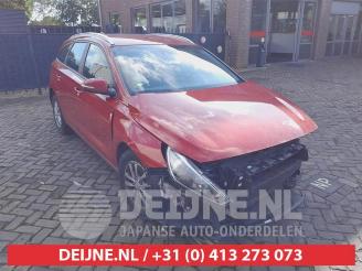 Vrakbiler auto Hyundai I-30 i30 Wagon (PDEF5), Combi, 2017 1.4 T-GDI 16V 2018/5