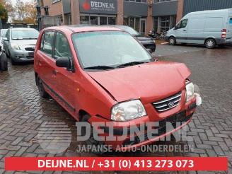 Vrakbiler auto Hyundai Atos Atos, Hatchback, 1997 / 2008 1.1 12V 2005/2