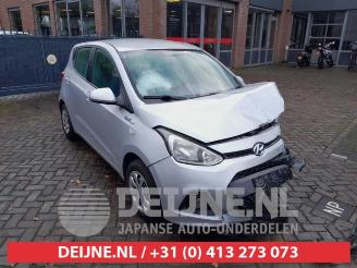 Vrakbiler auto Hyundai I-10 i10 (B5), Hatchback, 2013 / 2019 1.0 12V 2015/6