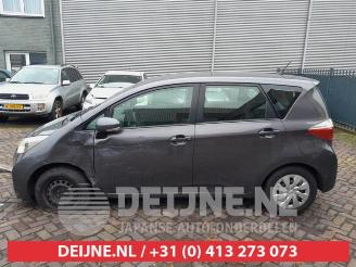 Toyota Verso S Verso S, MPV, 2010 / 2016 1.33 16V Dual VVT-I picture 4