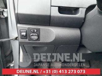 Toyota Yaris Yaris II (P9), Hatchback, 2005 / 2014 1.3 16V VVT-i picture 18