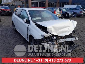 disassembly passenger cars Toyota Auris Auris (E18), Hatchback 5-drs, 2012 / 2019 1.8 16V Hybrid 2015