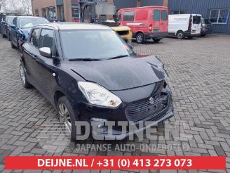 Vrakbiler auto Suzuki Swift Swift (ZC/ZD), Hatchback 5-drs, 2017 1.2 Dual Jet 16V 2019/11
