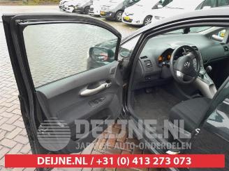 Toyota Auris Auris (E15), Hatchback, 2006 / 2012 1.6 Dual VVT-i 16V picture 10