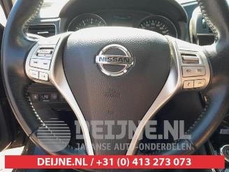 Nissan Pulsar Pulsar (C13), Hatchback, 2013 1.2 DIG-T 16V picture 22