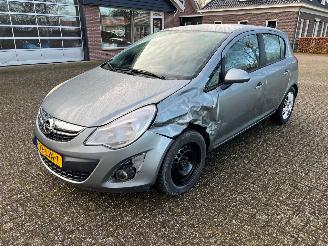 Opel Corsa 1.2i Edition Automaat picture 6