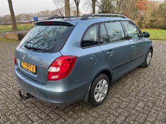 Skoda Fabia 1.6 16v Ambiente picture 4