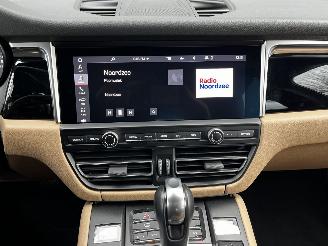 Porsche Macan 3.0 S picture 15