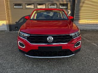 Volkswagen T-Roc 1.5 TSI CAMERA / PDC / NAVI / STOELVERW /150PK picture 2