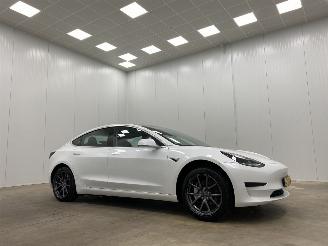 skadebil auto Tesla Model 3 Standard RWD Plus 2019/9