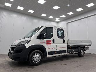 Peugeot Boxer 35 2.2 BlueHDI 121kw Pick-Up Airco picture 4