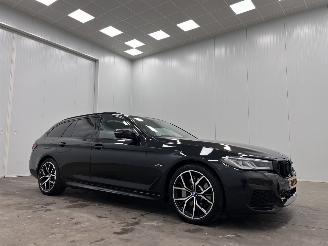Schadeauto BMW 5-serie Touring 530e Autom. Panoramadak Navi Clima 2024/4