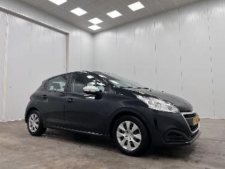 krockskadad bil auto Peugeot 208 1.2 PureTech Like 5-drs Airco 2018/10