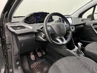 Peugeot 208 1.2 PureTech Allure 5-drs Navi Clima picture 7