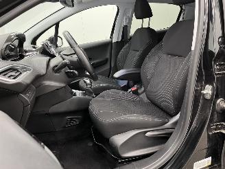 Peugeot 208 1.2 PureTech Allure 5-drs Navi Clima picture 8