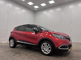 krockskadad bil auto Renault Captur 1.2 TCe Autom. Helly Hansen Navi Clima 2014/11