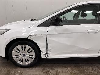 Ford Focus Wagon 1.5 TDCI Lease Edition Navi Airco picture 17