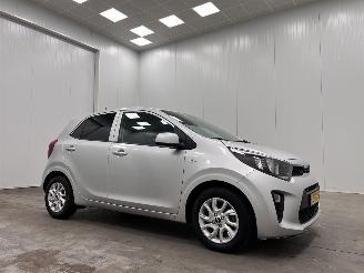 Vaurioauto  passenger cars Kia Picanto 1.0 CVVT Plus-Line Airco 2019/5
