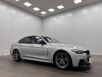 krockskadad bil auto BMW 3-serie 318i Autom. M-Sport Shadow Navi Clima 2018/11