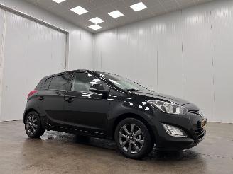 skadebil auto Hyundai I-20 1.2i Go! Plus Airco 2015/2