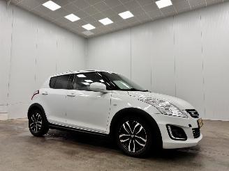 krockskadad bil auto Suzuki Swift 1.2 Comfort 5-drs Airco 2015/2