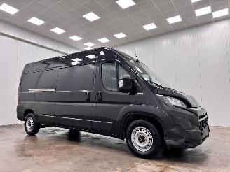 krockskadad bil bedrijf Opel Movano 35 2.2D Autom. L3H2 Navi Clima 2025/10