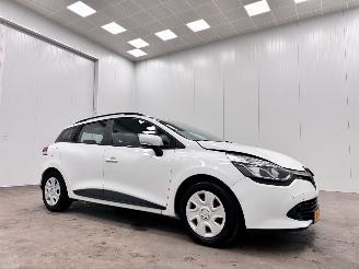 uszkodzony samochody osobowe Renault Clio Estate 0.9 TCe Navi Airco 2016/4