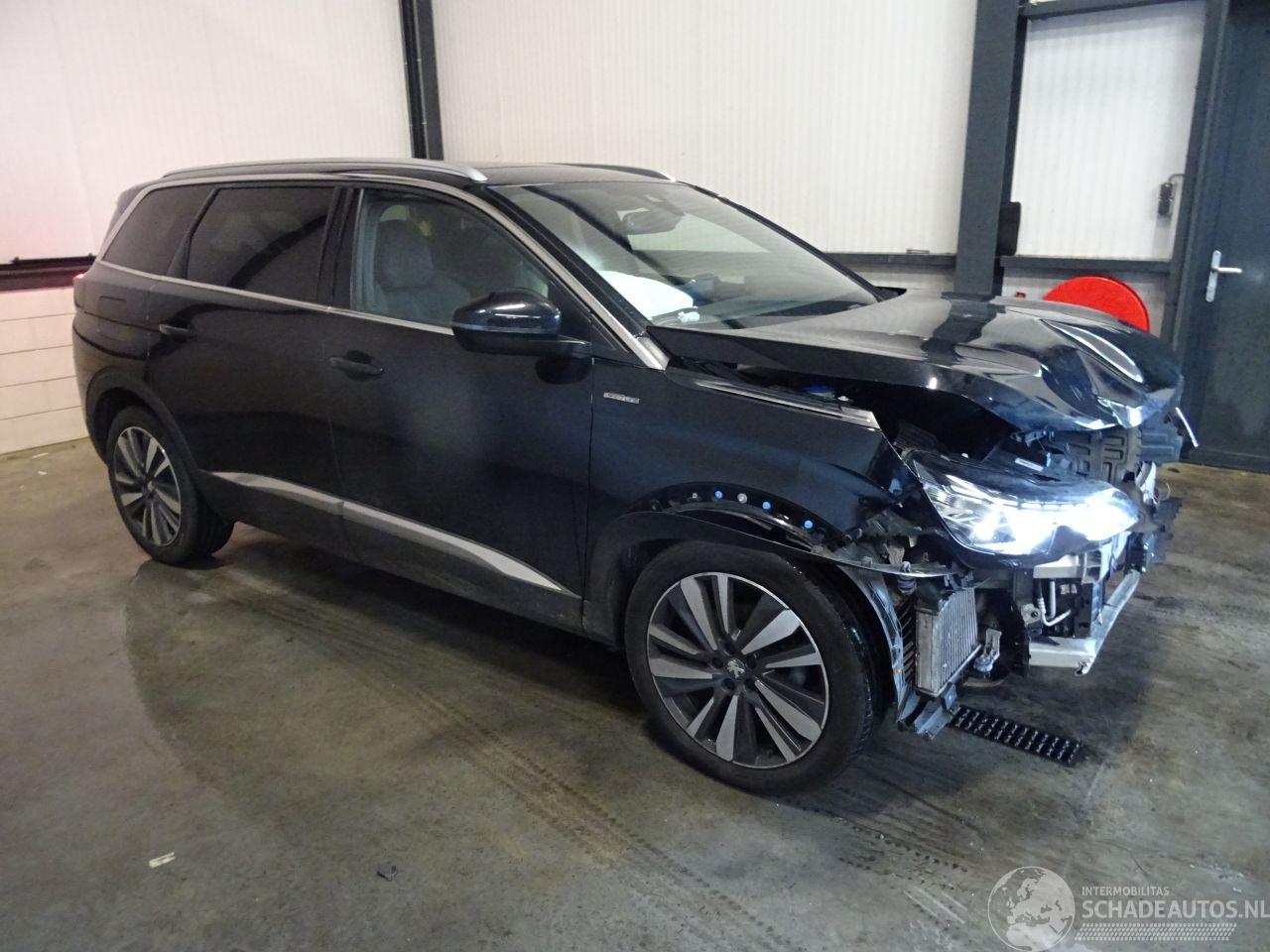 Peugeot 5008 1.2 THP