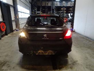 Peugeot 308 1.6THP 200 picture 4