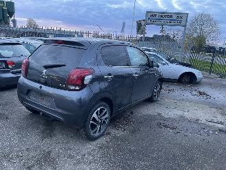 Peugeot 108 1.0 e-VTI picture 3