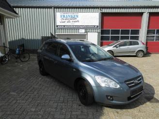 Vrakbiler auto Kia Cee d  2007/1