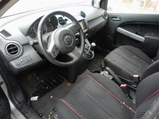Mazda 2 2 (DE), Hatchback, 2007 / 2015 1.3 16V MZR picture 4