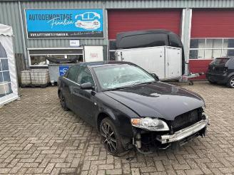 Vrakbiler auto Audi A4 A4 (B7), Sedan, 2004 / 2008 2.0 TDI 2006/1