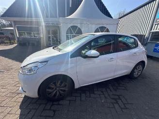 Peugeot 208 208 I (CA/CC/CK/CL), Hatchback, 2012 / 2019 1.2 Vti 12V PureTech 82 picture 3