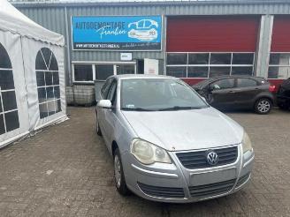 Uttjänta bilar auto Volkswagen Polo Polo IV (9N1/2/3), Hatchback, 2001 / 2012 1.4 16V 75 2006/1