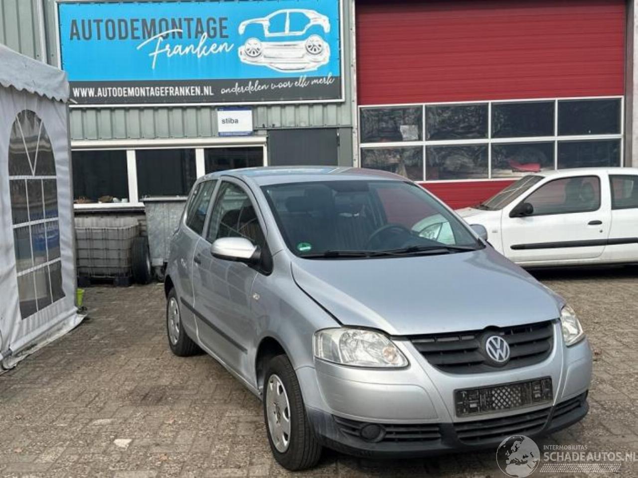Volkswagen Fox Fox (5Z), Hatchback, 2005 / 2012 1.2